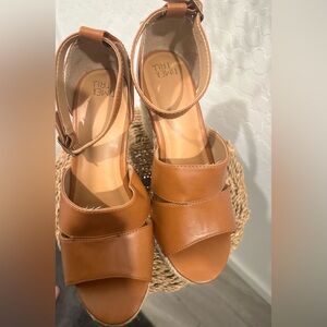 TRU AND TIME LADIES WEDGE/PLATFORM OPENTOE HIGH HEEL SANDAL/SHOES 8